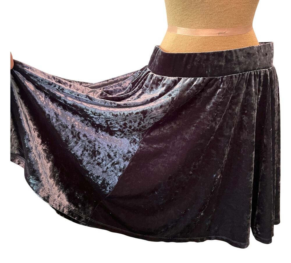 vintage Torrid charcoal black velvet skirt skater twirl witchy goth 1X
